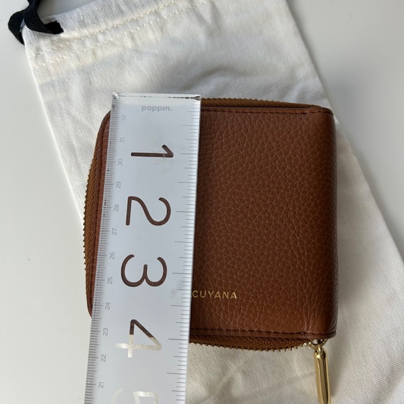 Cuyana small classic zip around wallet caramel/blush pebbled leather - Picture 11 of 14